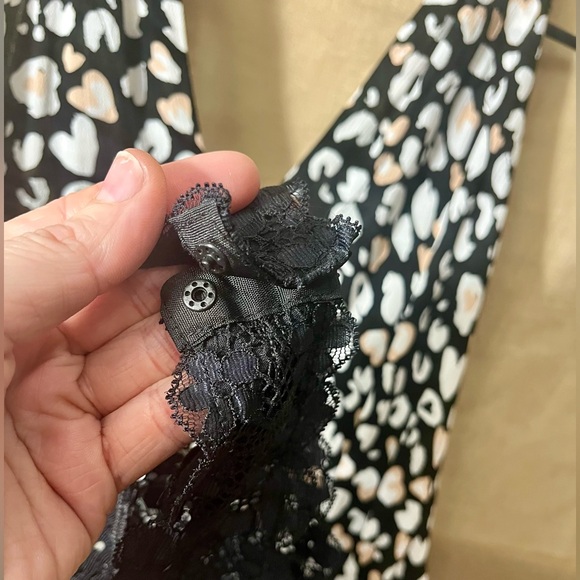 Free People NWOT Intimately bodysuit, lace. Cowl back. - Picture 7 of 7